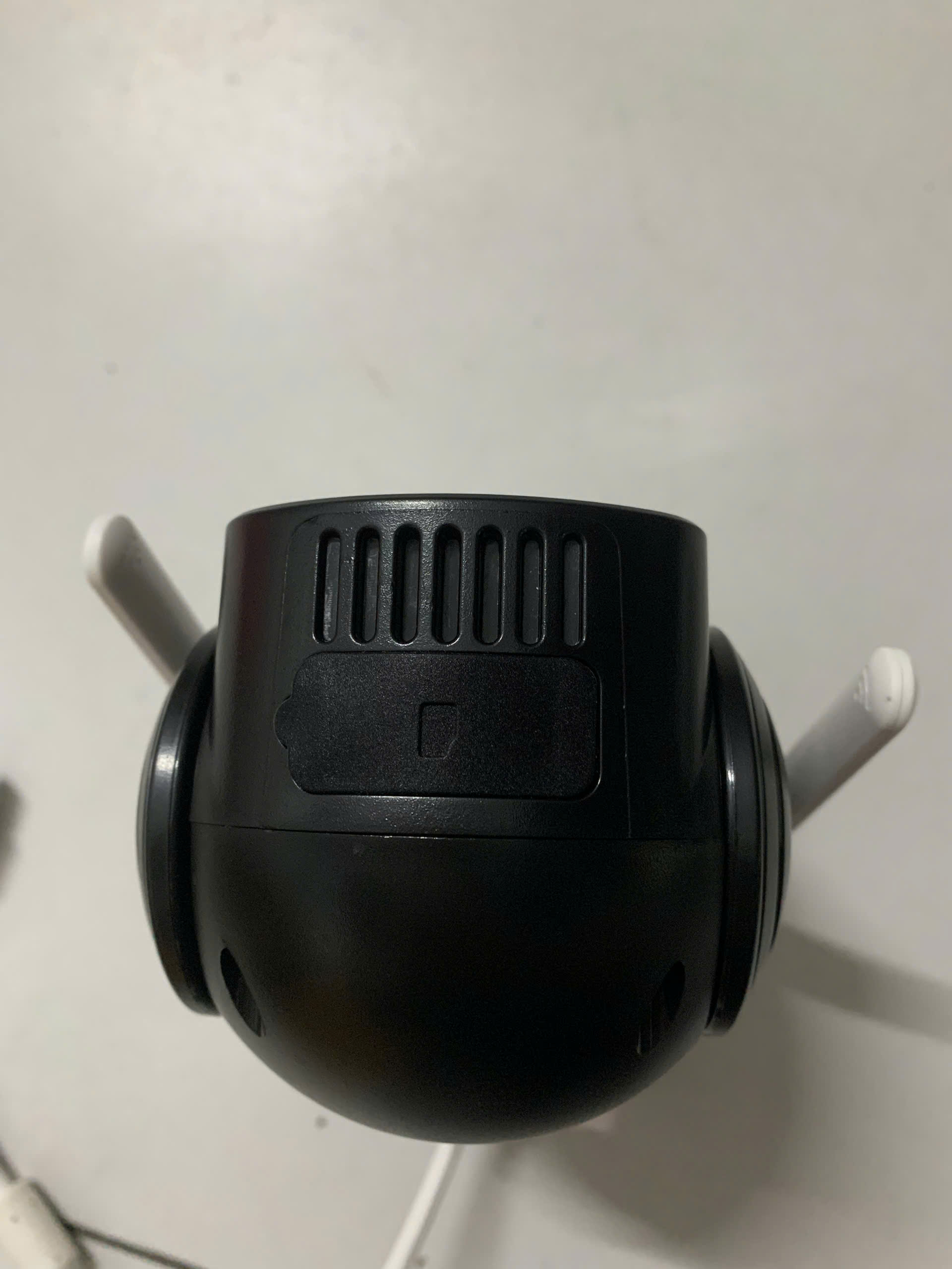 Camera Q22S cân bằng sáng, quay đêm